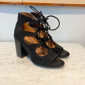 Aldo Astievia Lace Up Heels Size 8 VGUC
